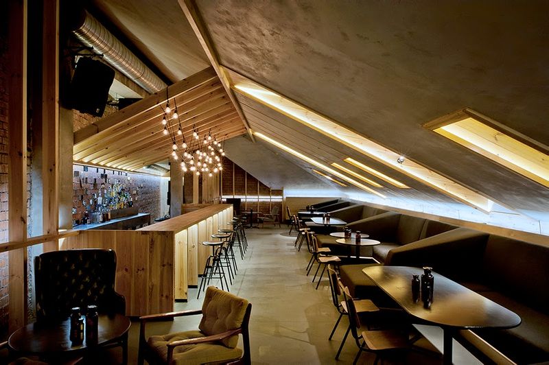 File:Fin-tavern2.jpg